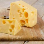 Który ser jest najzdrowszy dla serca: naukowcy wskazali najlepszą opcję